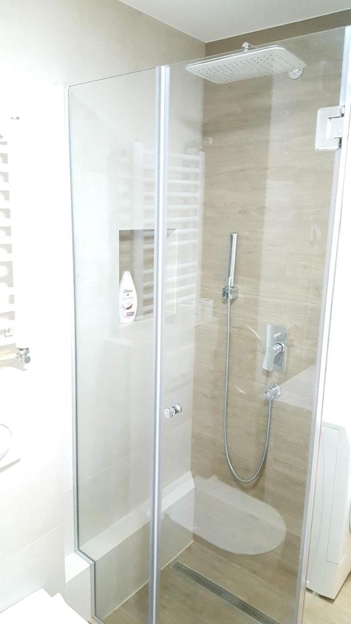 Arena Relax Apartman Belgrad Exterior foto